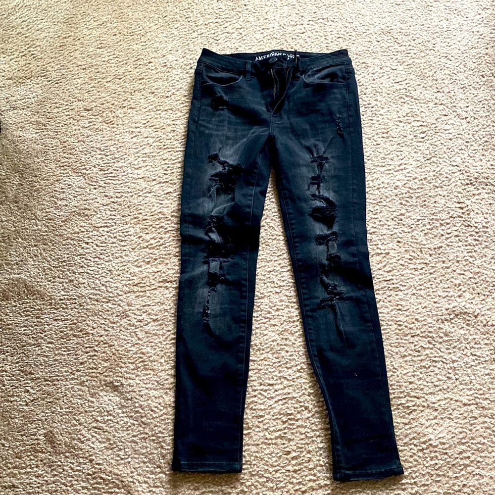 American eagle outfitters ripped jeans size 6